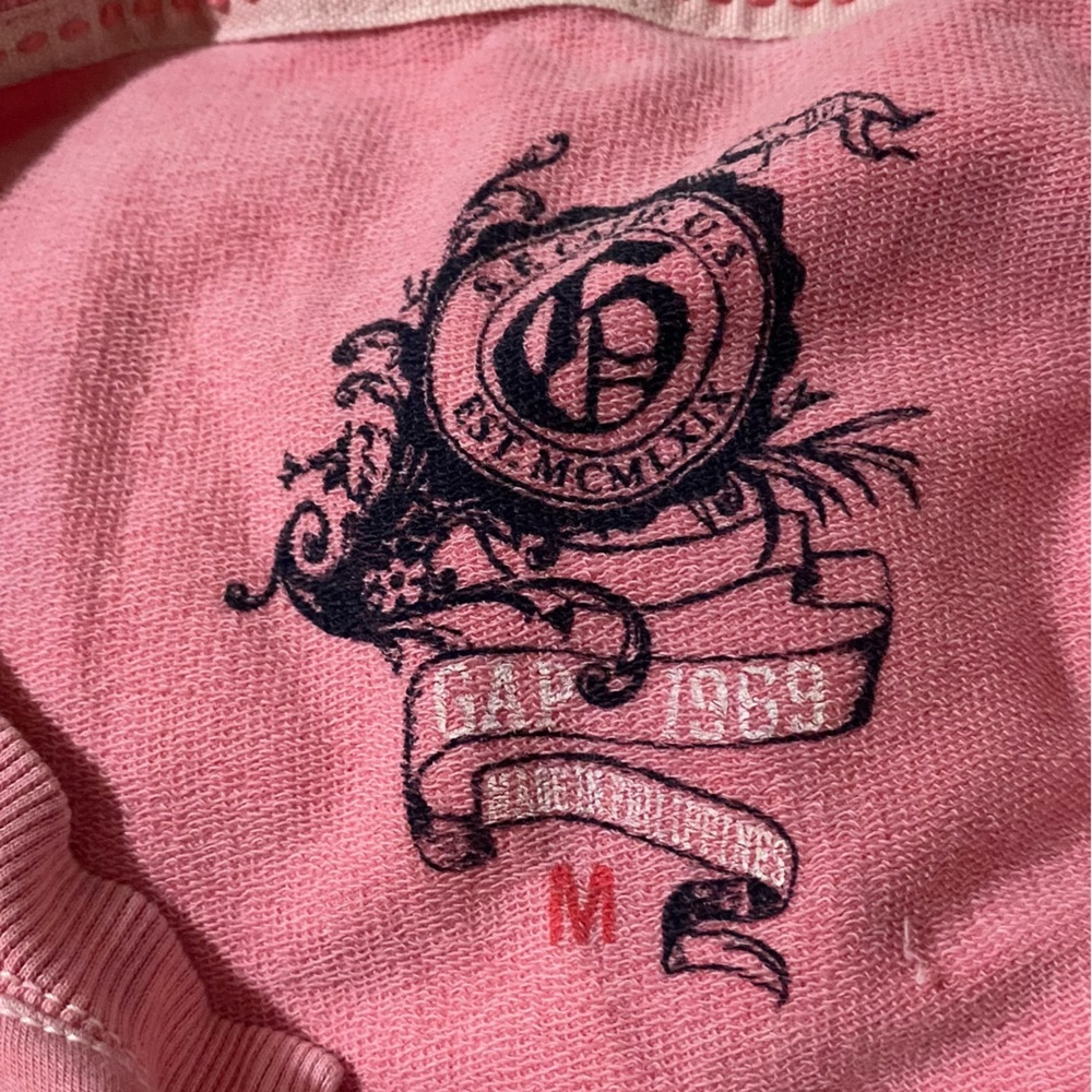 GAP Sweatshirt - Picture 3 of 3
